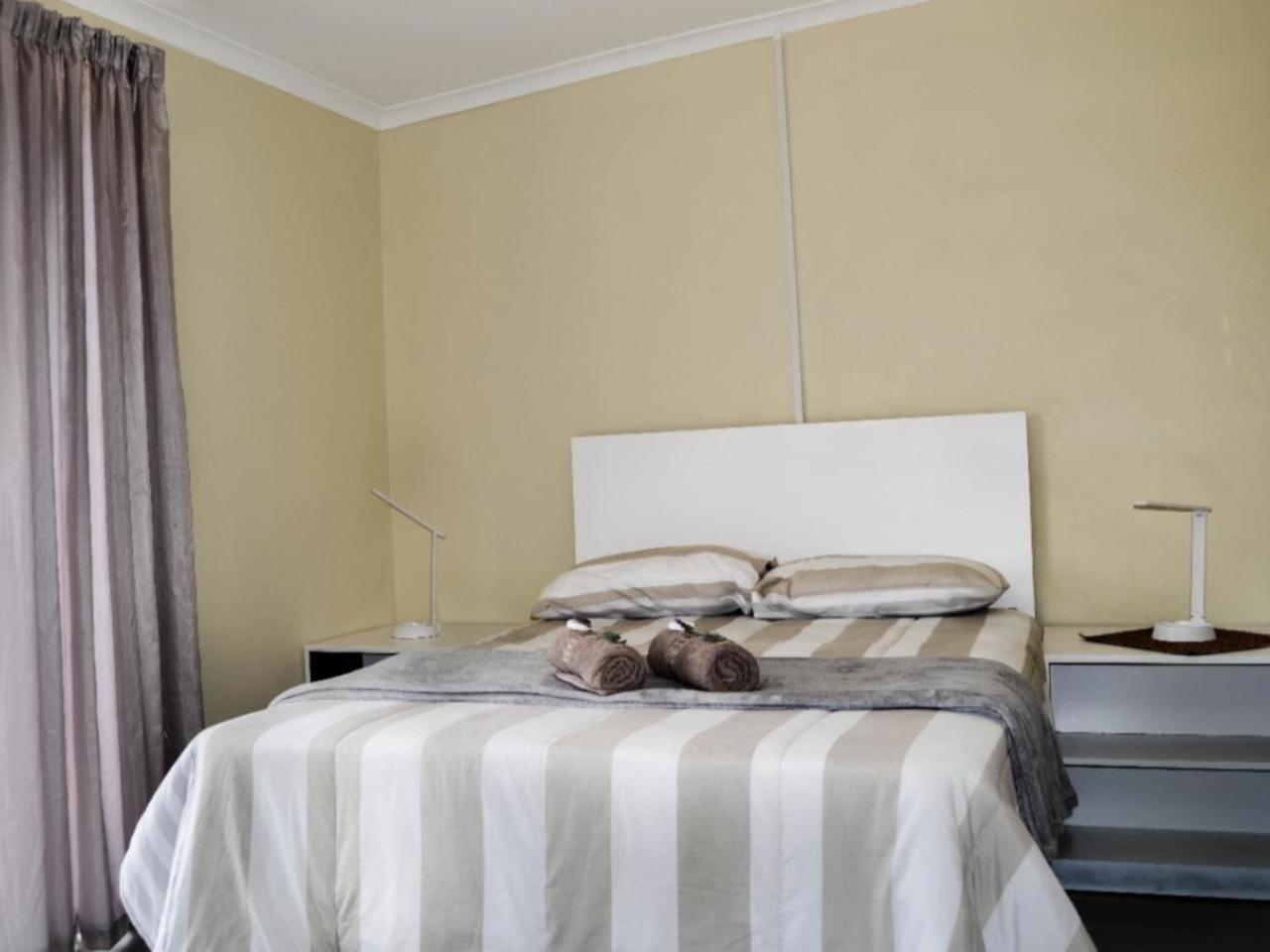 Cango'S Rest Oudtshoorn Phòng bức ảnh