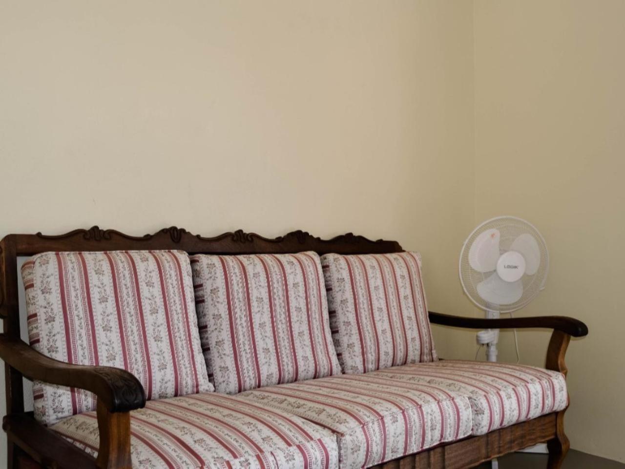Cango'S Rest Oudtshoorn Phòng bức ảnh