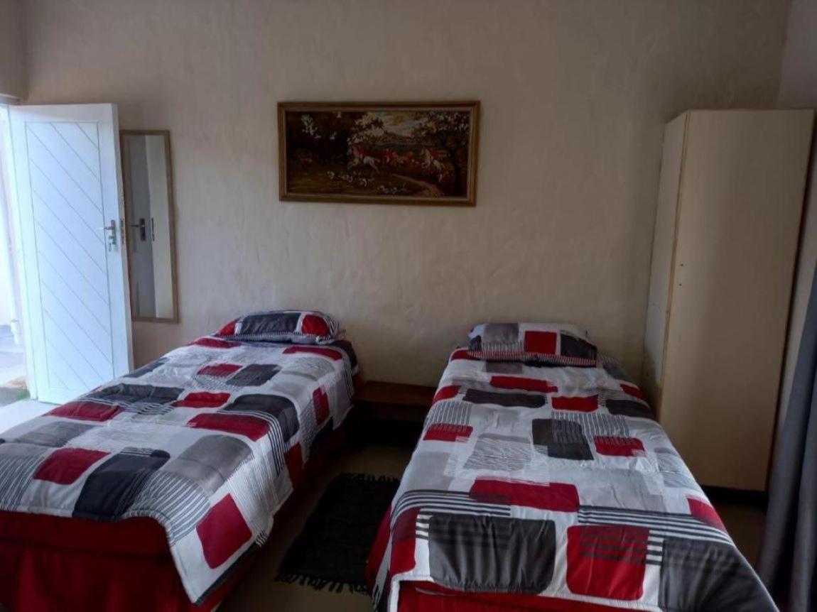 Cango'S Rest Oudtshoorn Phòng bức ảnh